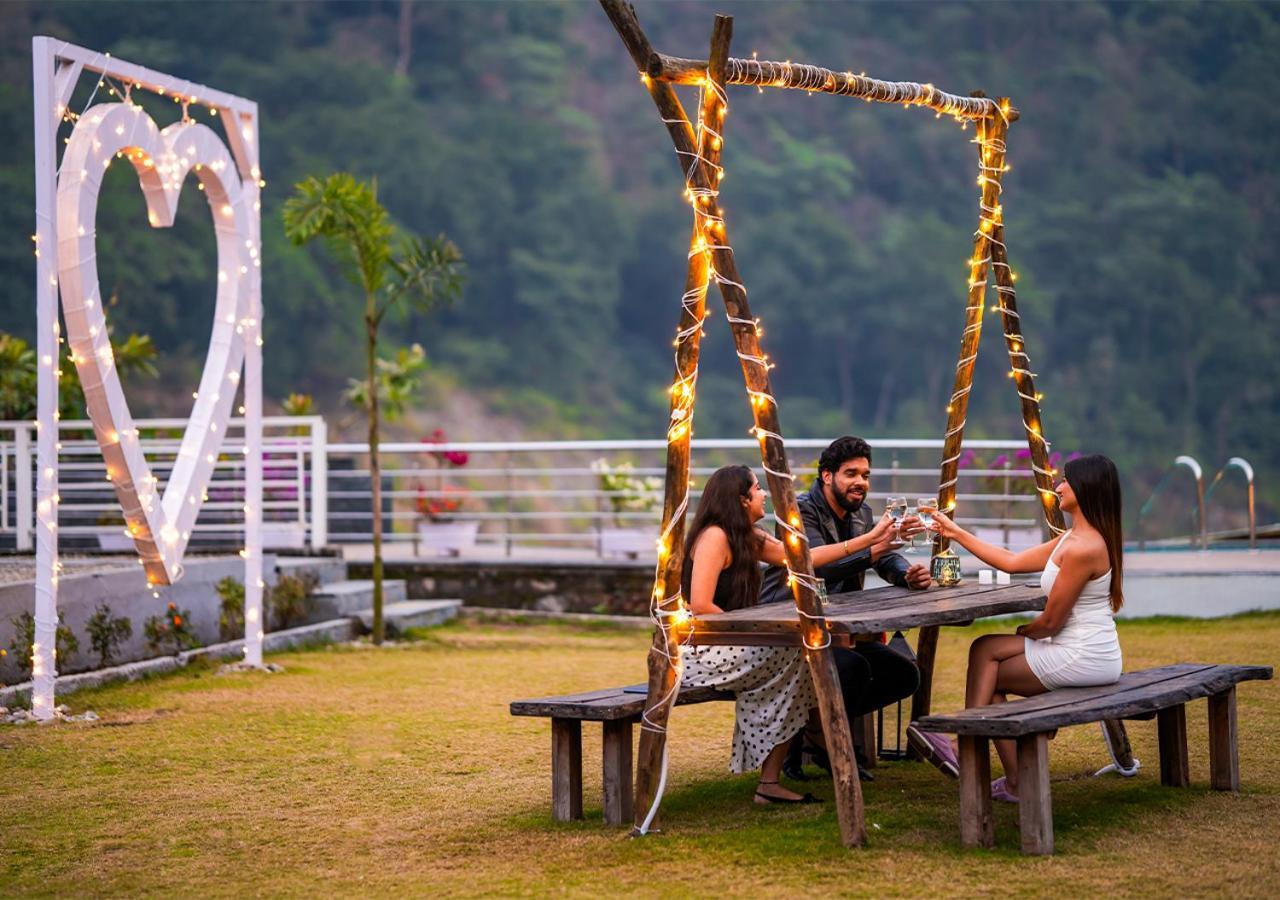 Moustache Rishikesh Riverside Resort Exterior foto